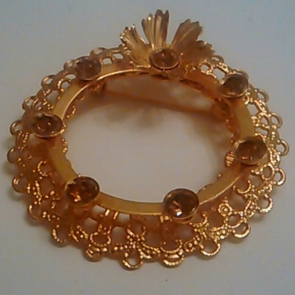 Victorian Inspired Vintage Faux Smoky Topaz Filigree Gold Circle Scarf Brooch - Picture 1 of 10